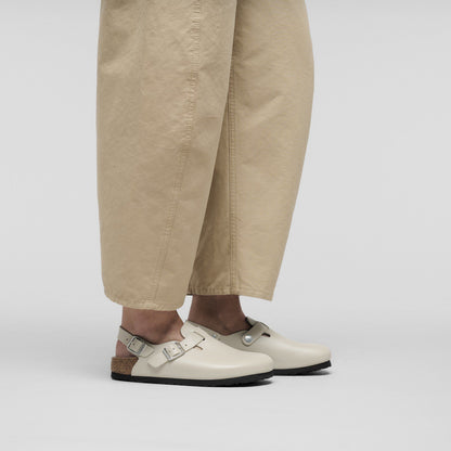 Tokio Leather in Color Oyster Dressy Leather | Birkenstock