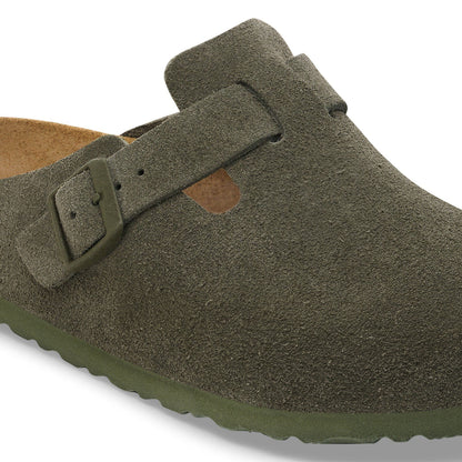 Boston Suede Leather in Color Thyme | Birkenstock