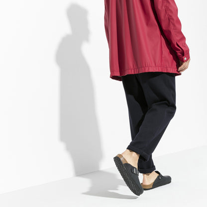 Boston Oiled Leather in Color Black | Birkenstock