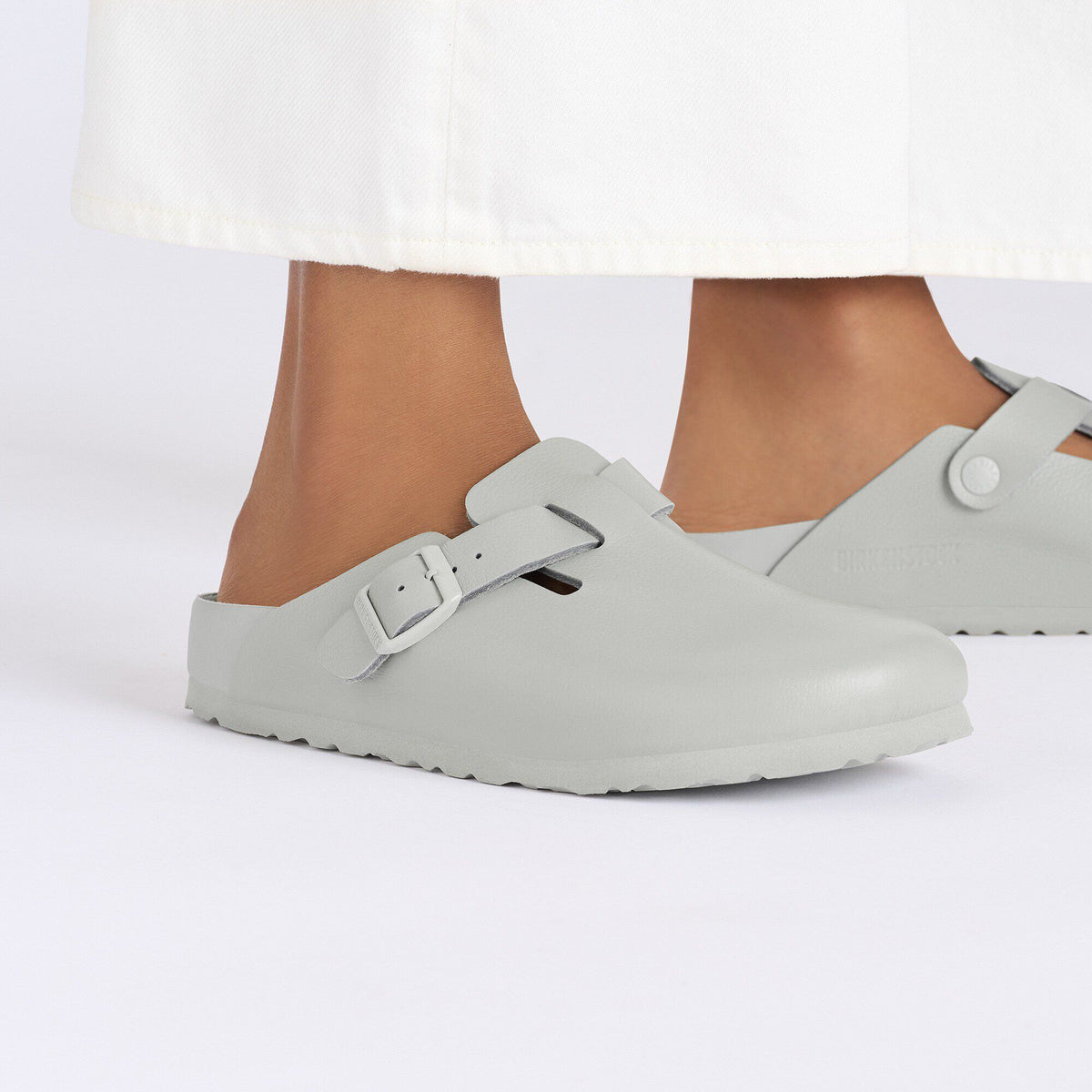 Boston Leather in Color Mineral Gray | Birkenstock
