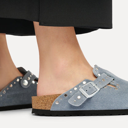 Boston Rivets Suede Leather in Color Stone Blue | Birkenstock