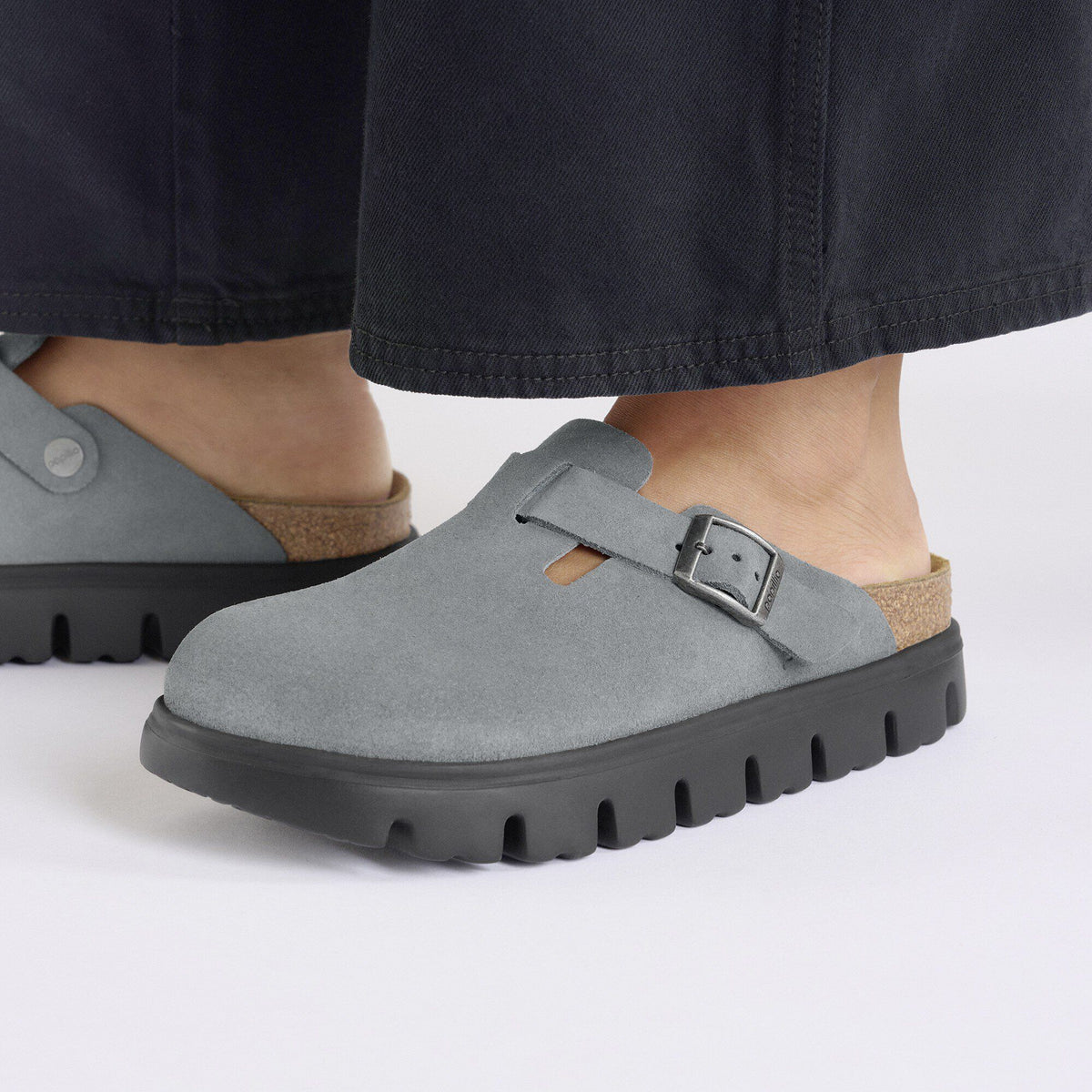 Boston Chunky Suede Leather in Color Basalt Gray/ Black | Birkenstock