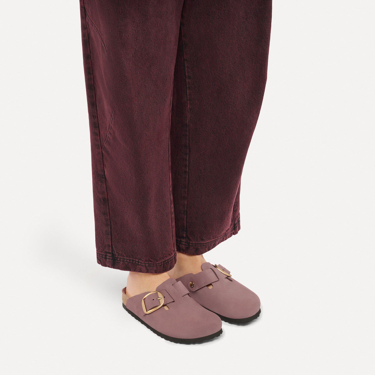 Boston Big Buckle Nubuck Leather in Color Pepper Tonal | Birkenstock