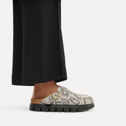 Boston Chunky Suede Leather in Color Snake Oyster | Birkenstock