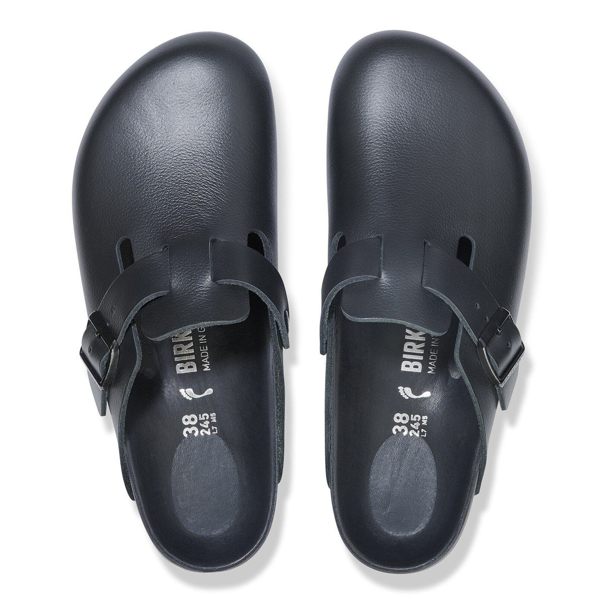 Boston Leather in Color Black | Birkenstock