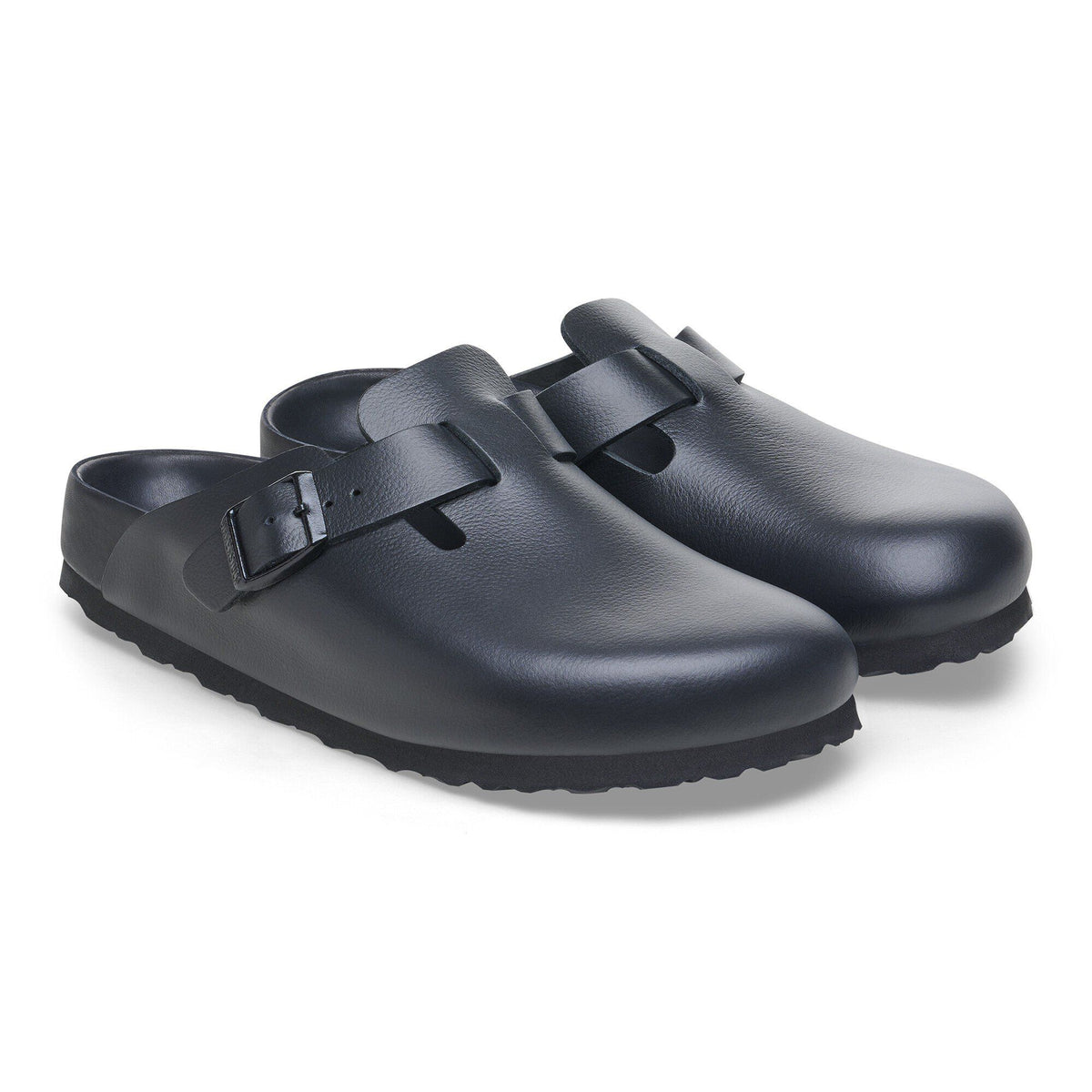 Boston Leather in Color Black | Birkenstock
