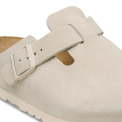 Boston Suede Leather in Color Oyster | Birkenstock