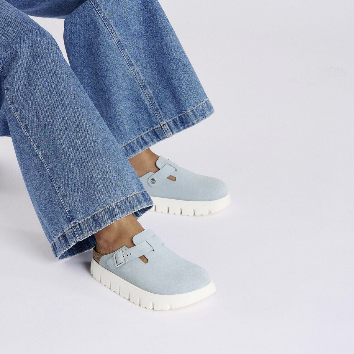 Boston Chunky Suede Leather in Color Baby Blue | Birkenstock