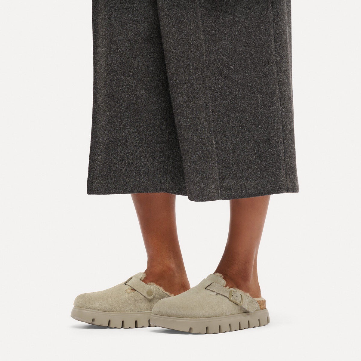 Boston Chunky Shearling Suede Leather in Color Taupe | Birkenstock