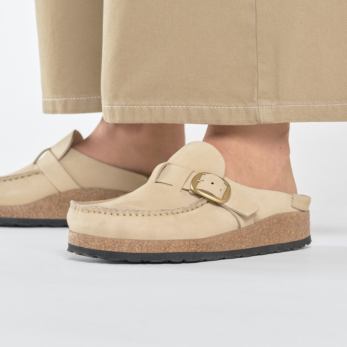 Buckley Nubuck Leather in Color Sandcastle | Birkenstock