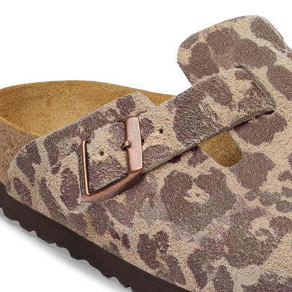 Boston Suede Leather in Color Leo Sandcastle | Birkenstock
