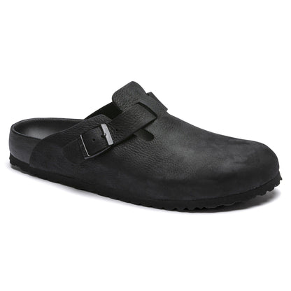 Boston Leather in Color Black | Birkenstock