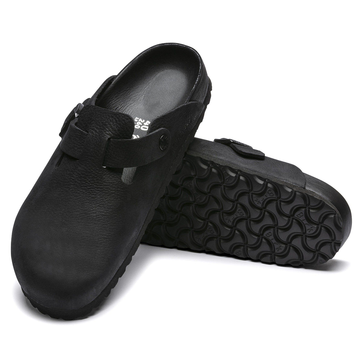 Boston Leather in Color Black | Birkenstock