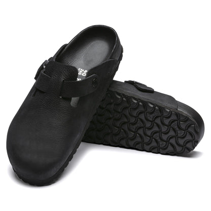 Boston Leather in Color Black | Birkenstock
