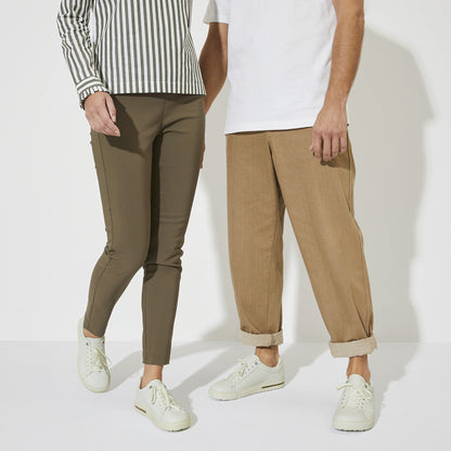 Bend Low Leather in Color White | Birkenstock