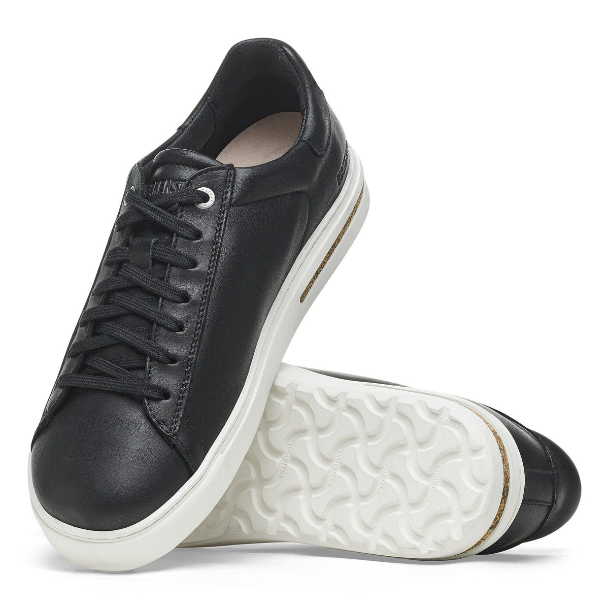 Bend Low Leather in Color Black | Birkenstock