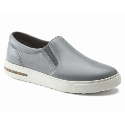 Oswego Leather in Color Gray | Birkenstock