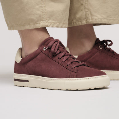 Bend Low Suede Leather in Color Zinfandel | Birkenstock
