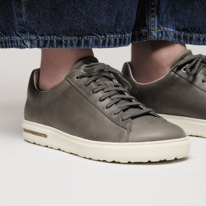 Bend Low Leather in Color Iron | Birkenstock