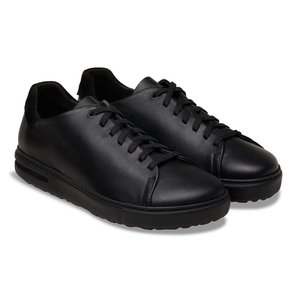 Bend Low Leather in Color Black | Birkenstock