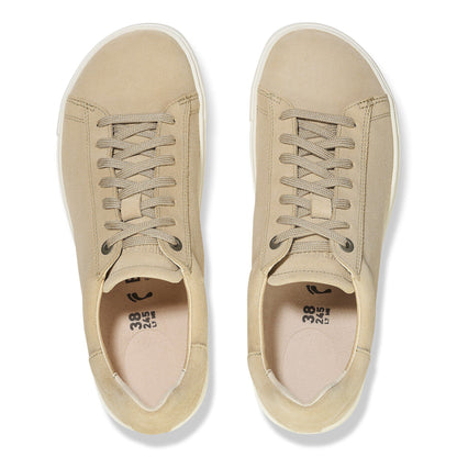 Bend Low Suede Leather in Color Sandcastle/White | Birkenstock