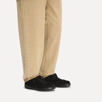 Melbourne Suede Leather in Color Black | Birkenstock