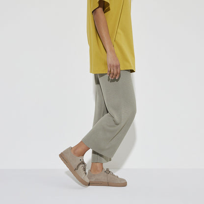 Bend Low Decon Nubuck Leather in Color Gray Taupe | Birkenstock