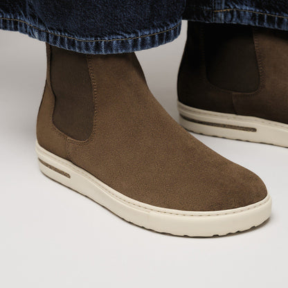 Bend Chelsea Suede Leather in Color Dark Tea | Birkenstock