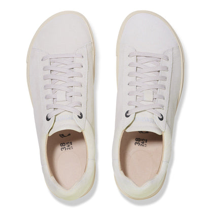 Bend Low Suede Leather in Color Antique White | Birkenstock