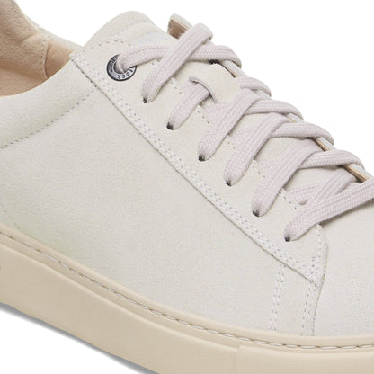 Bend Low Suede Leather in Color Antique White | Birkenstock