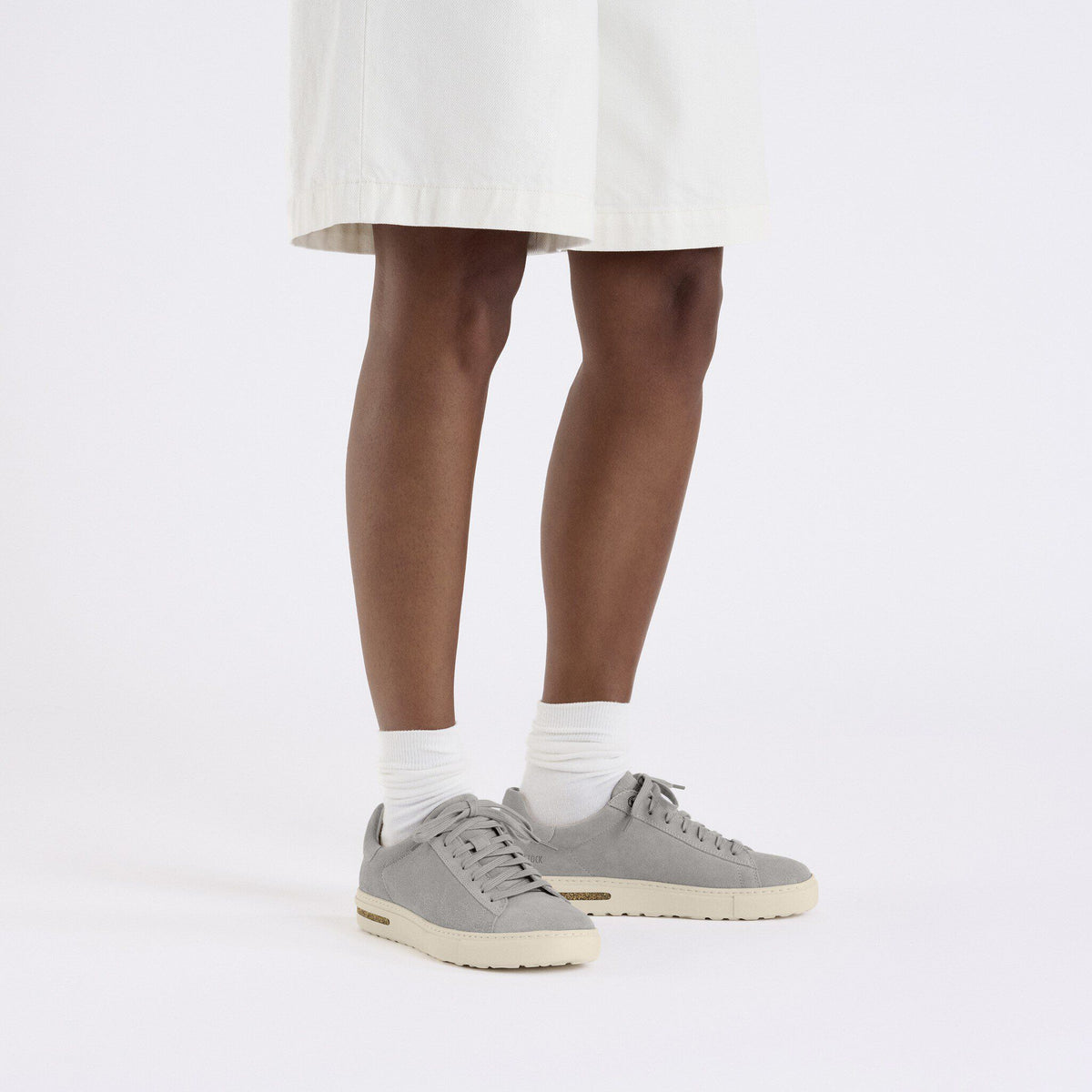 Bend Low Suede Leather in Color Stone Coin | Birkenstock