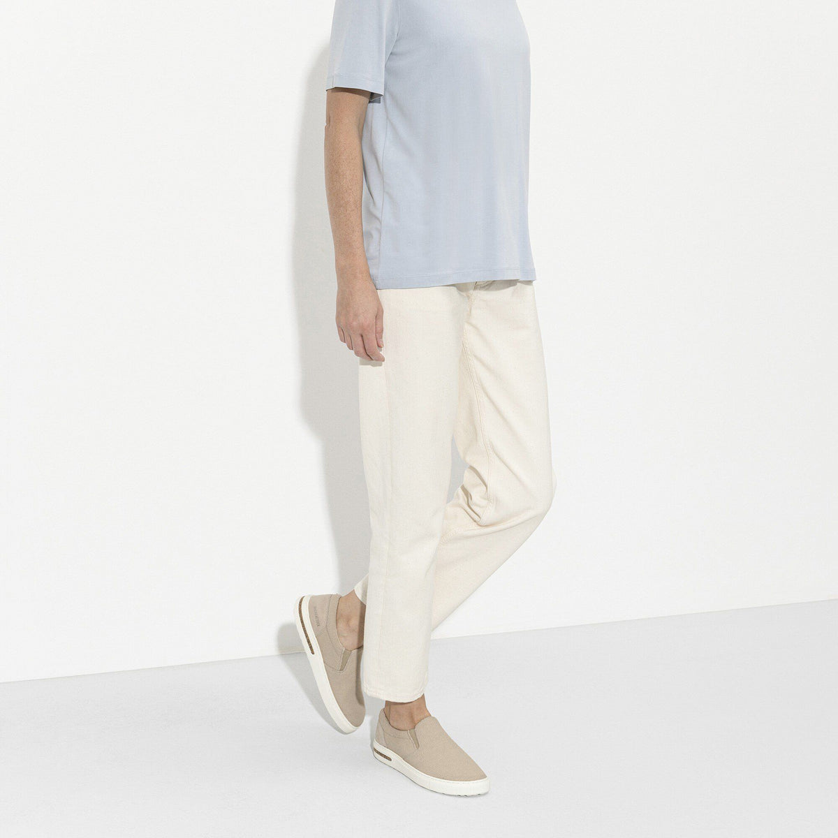 Oswego Canvas-Suede in Color Sandcastle | Birkenstock
