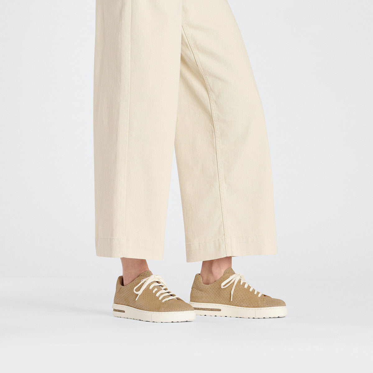 Bend Low Suede Embossed in Color Dotted New Beige | Birkenstock