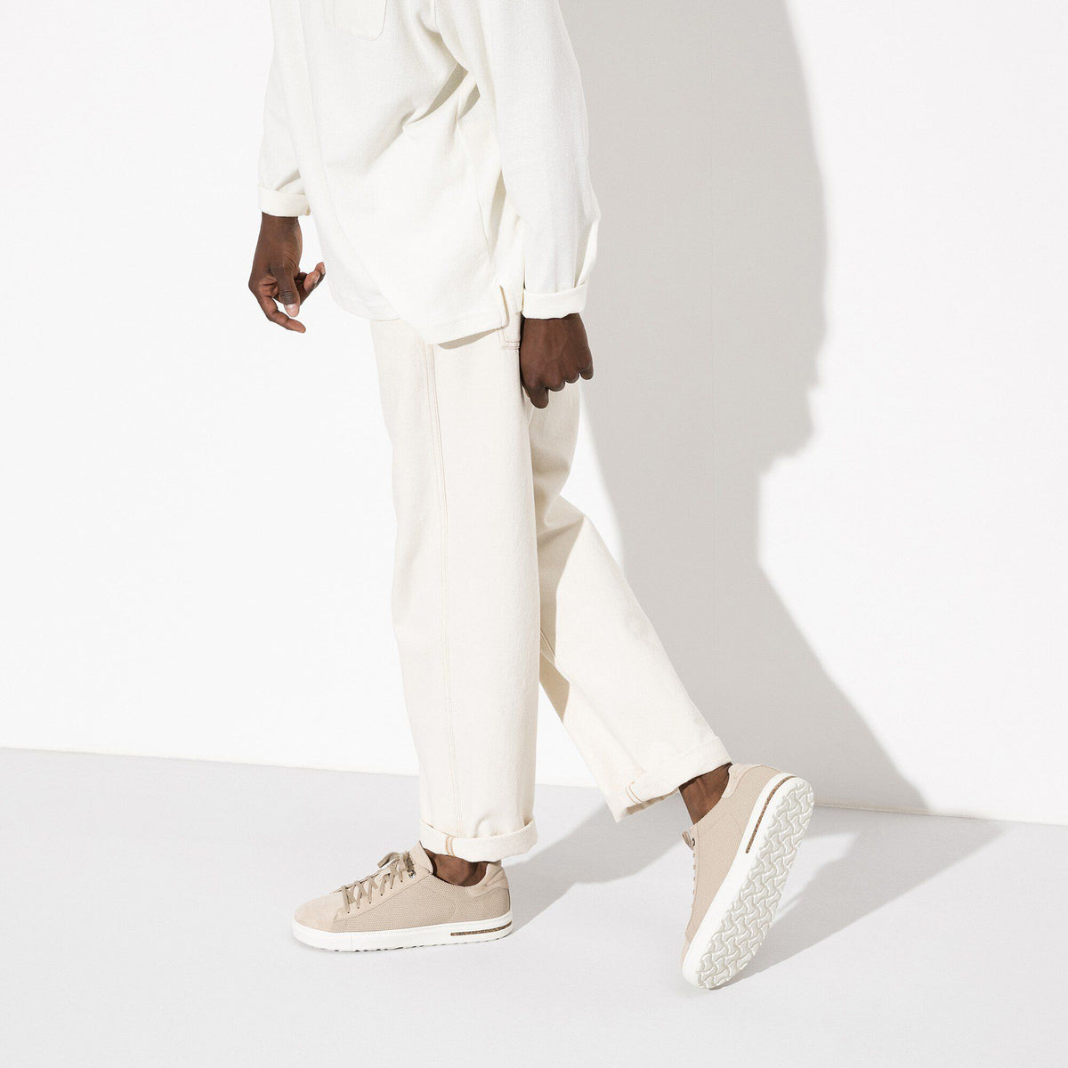 Bend Low Canvas-Suede in Color Sandcastle | Birkenstock