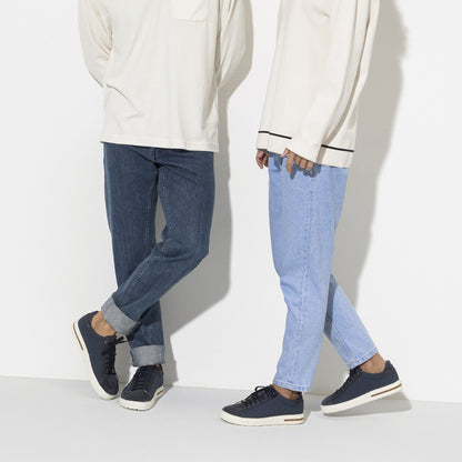 Bend Low Canvas-Suede in Color Midnight Blue | Birkenstock