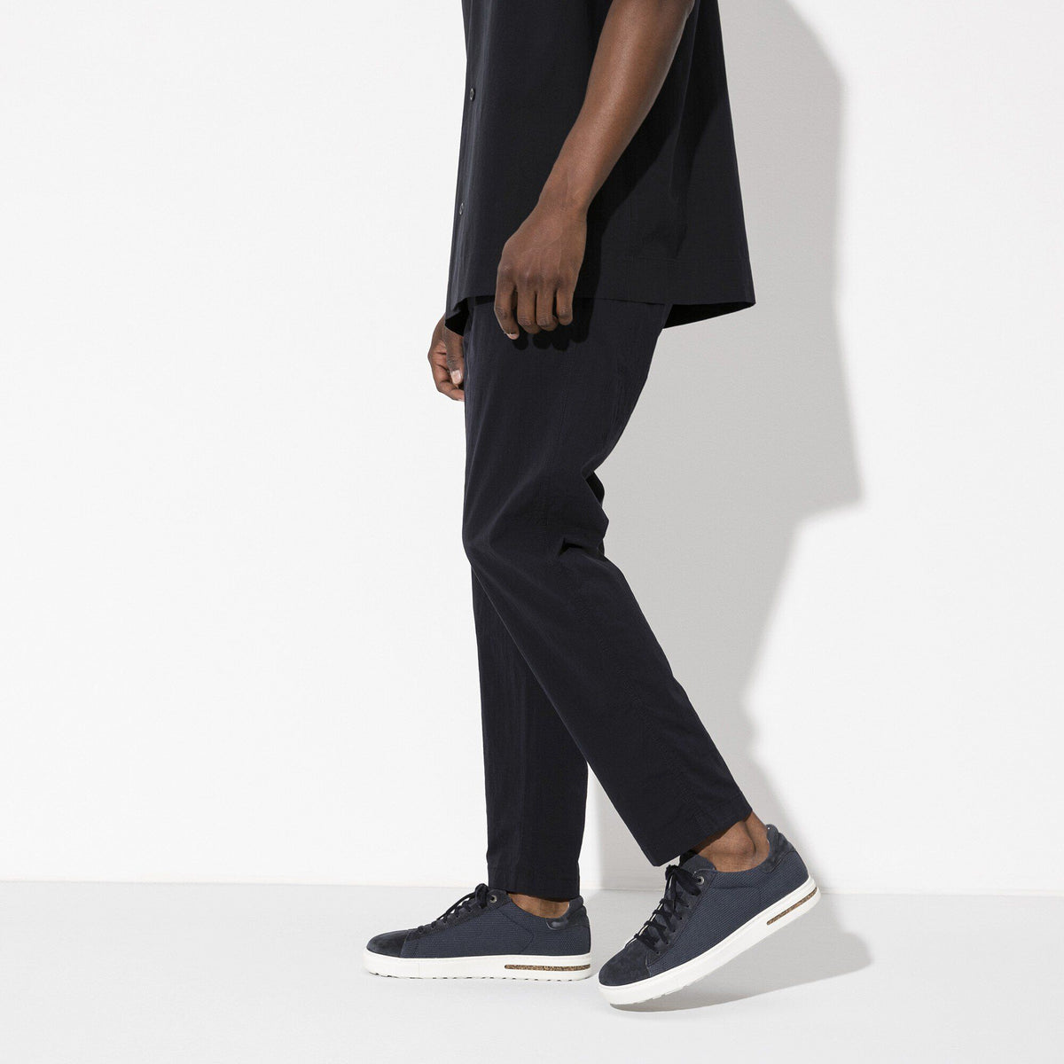 Bend Low Canvas-Suede in Color Midnight Blue | Birkenstock