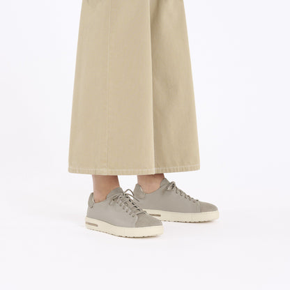 Bend Low Decon Pop Nubuck Leather in Color Taupe | Birkenstock