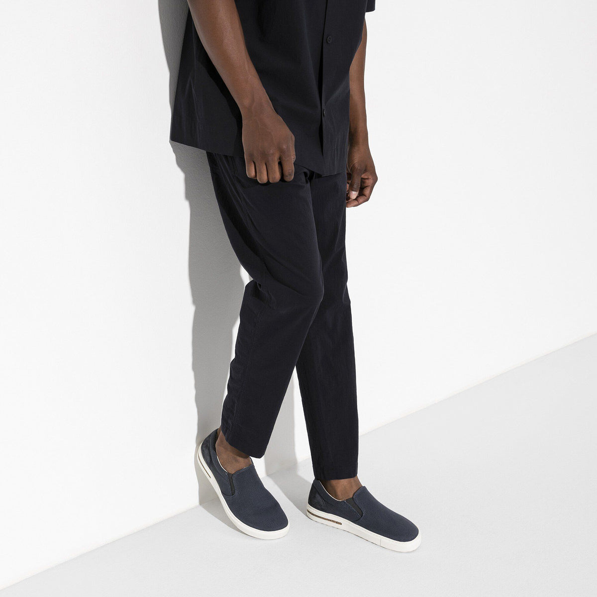 Oswego Canvas-Suede in Color Midnight Blue | Birkenstock