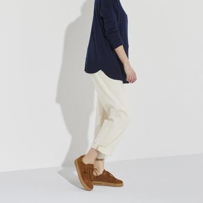 Bend Low Suede Leather in Color Mink | Birkenstock