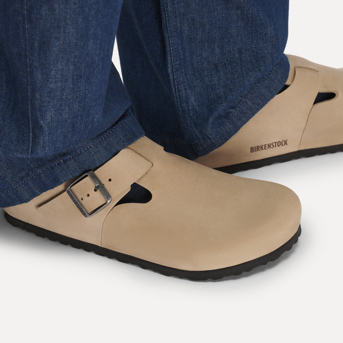 London Oiled Leather in Color Tobacco Brown | Birkenstock
