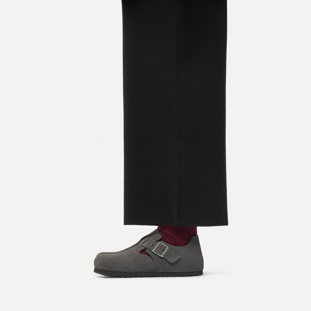 London Suede Leather in Color Charcoal | Birkenstock