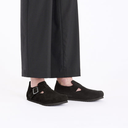 London Suede Leather in Color Black | Birkenstock