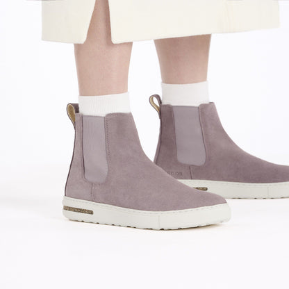Bend Chelsea Suede Leather in Color Faded Purple | Birkenstock