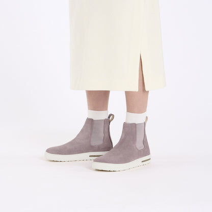 Bend Chelsea Suede Leather in Color Faded Purple | Birkenstock