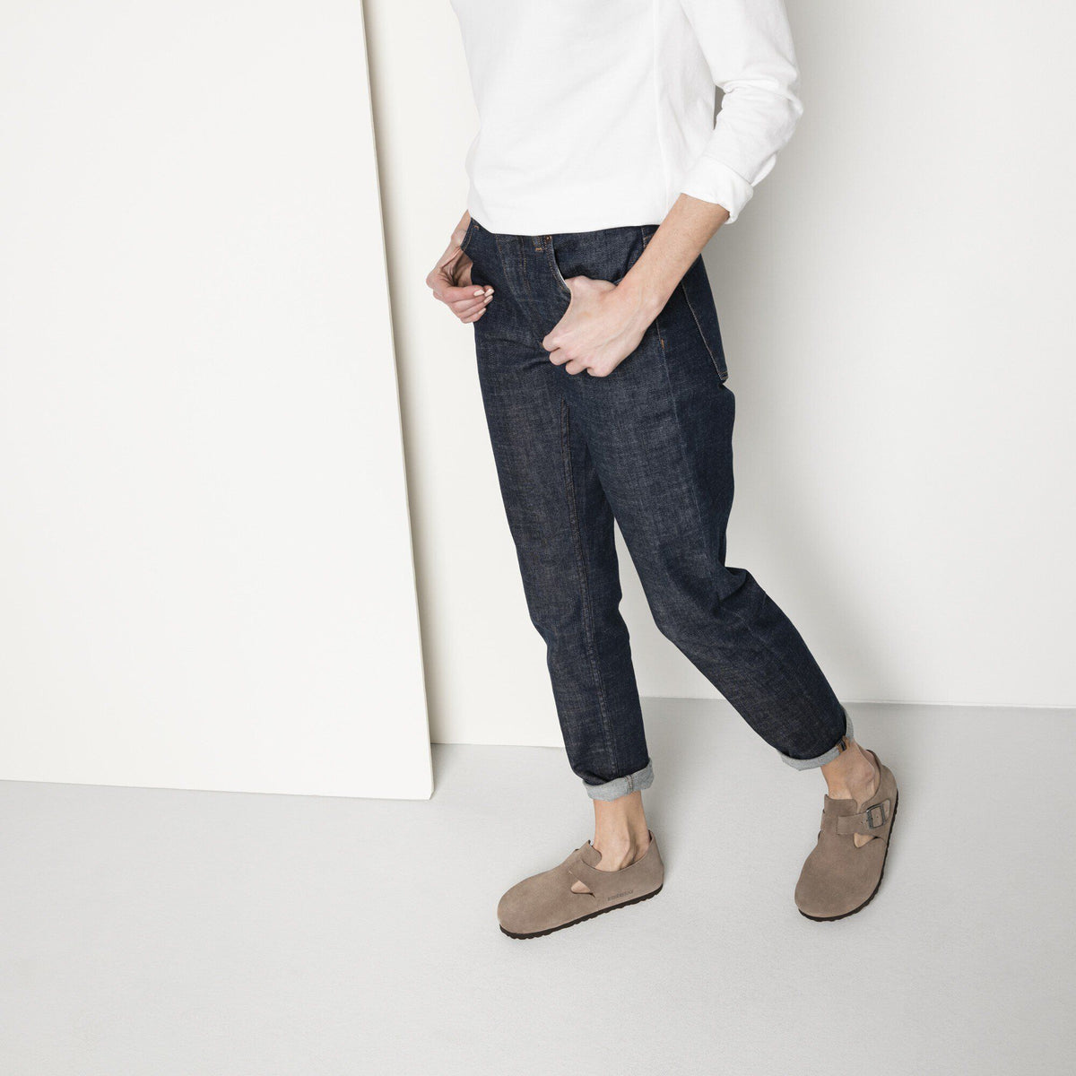 London Suede Leather in Color Taupe | Birkenstock