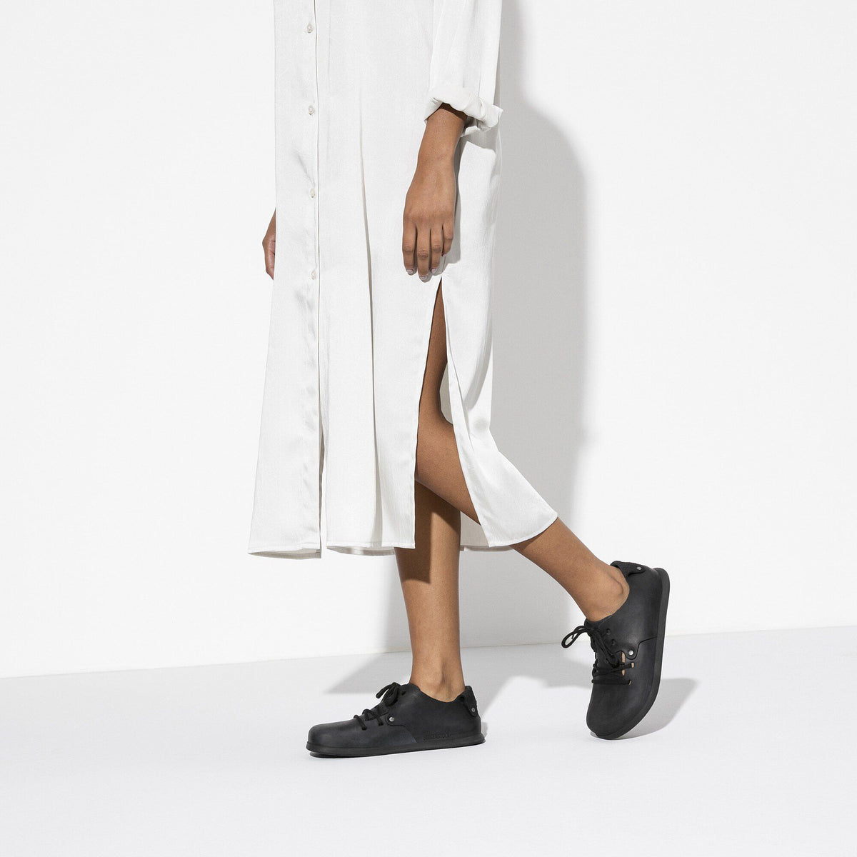 Montana Oiled Leather in Color Black | Birkenstock