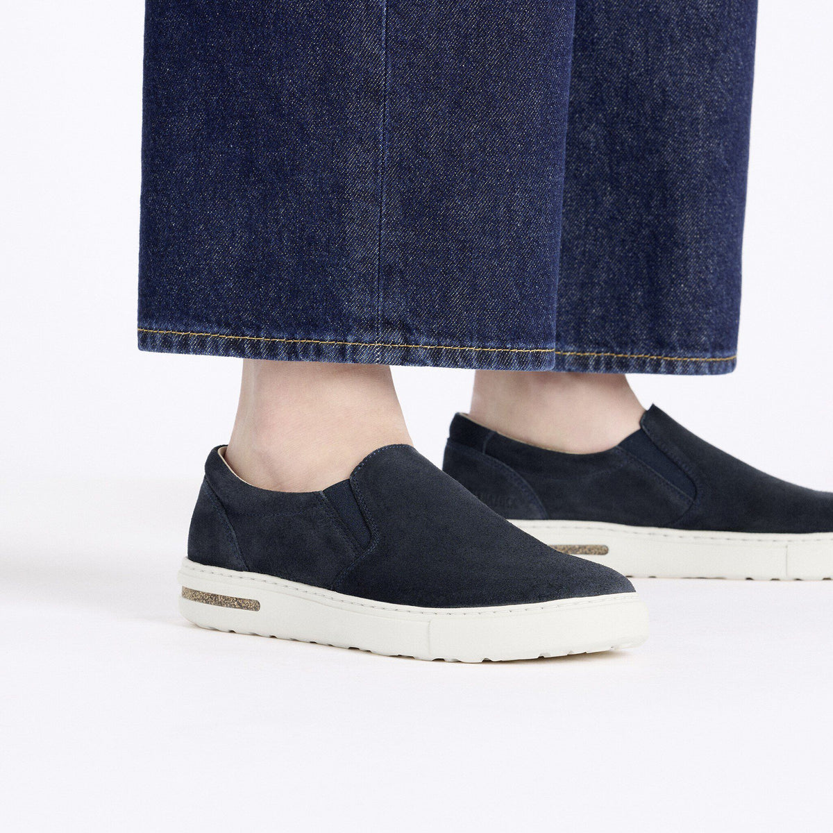Oswego Suede Leather in Color Midnight Blue | Birkenstock