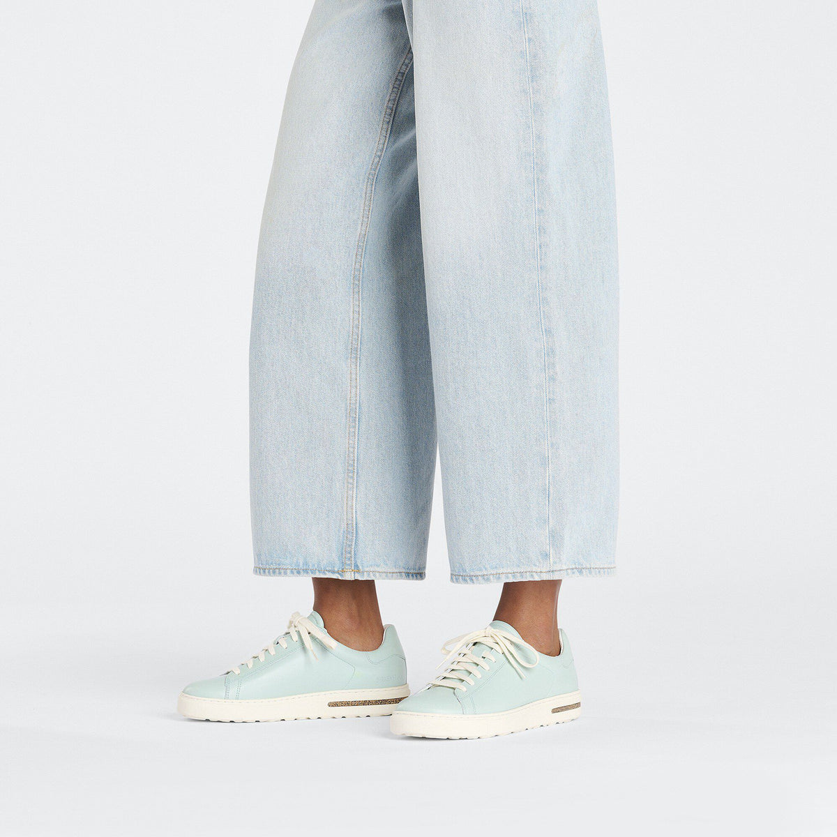 Bend Low Leather in Color Surf Green | Birkenstock