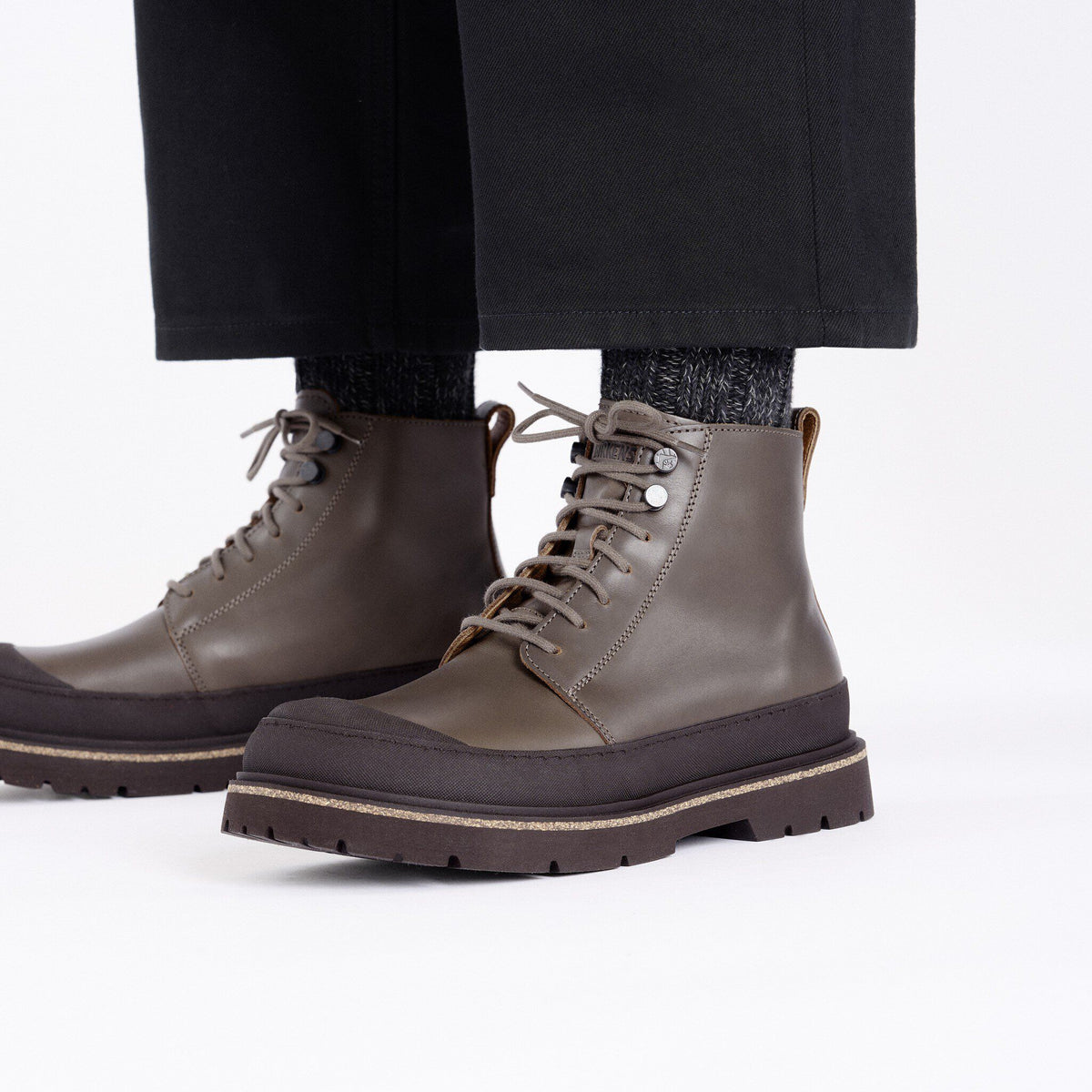 Prescott Lace Men Oiled Leather in Color Concrete Gray | Birkenstock