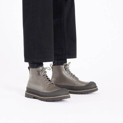 Prescott Lace Men Oiled Leather in Color Concrete Gray | Birkenstock